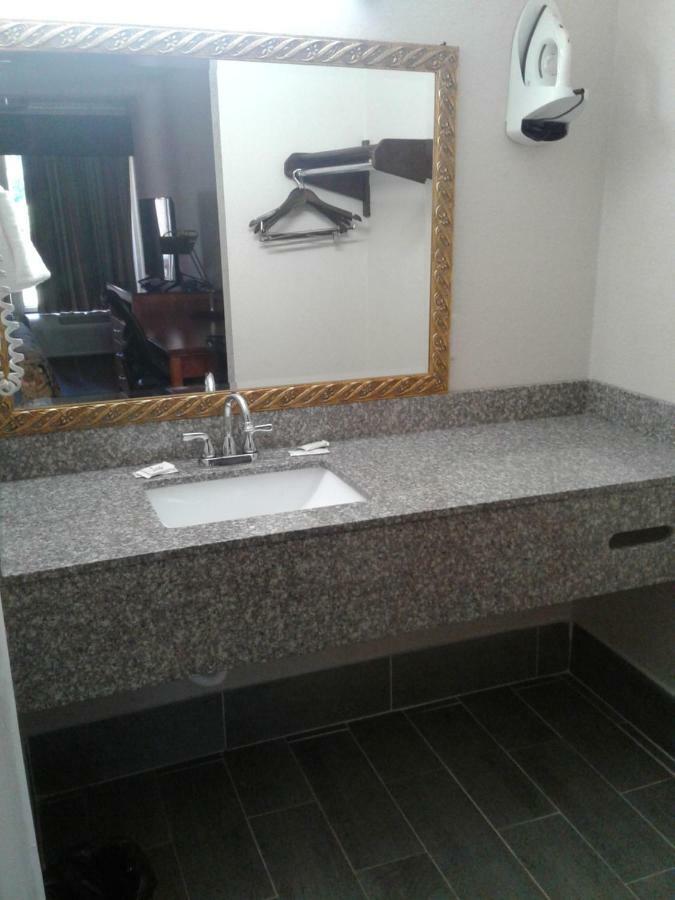 Budget Inn Андерсон Екстер'єр фото